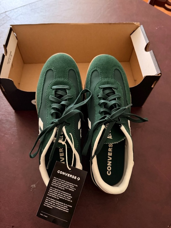 Converse Shoes - Converse Dark Green Suede Low-Top Sneakers with White Trim unisex men 6.5 women8